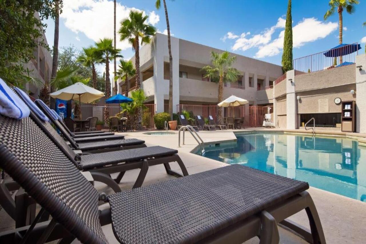 Best Western Innsuites Tucson Foothills Hotel & Suites Esterno foto