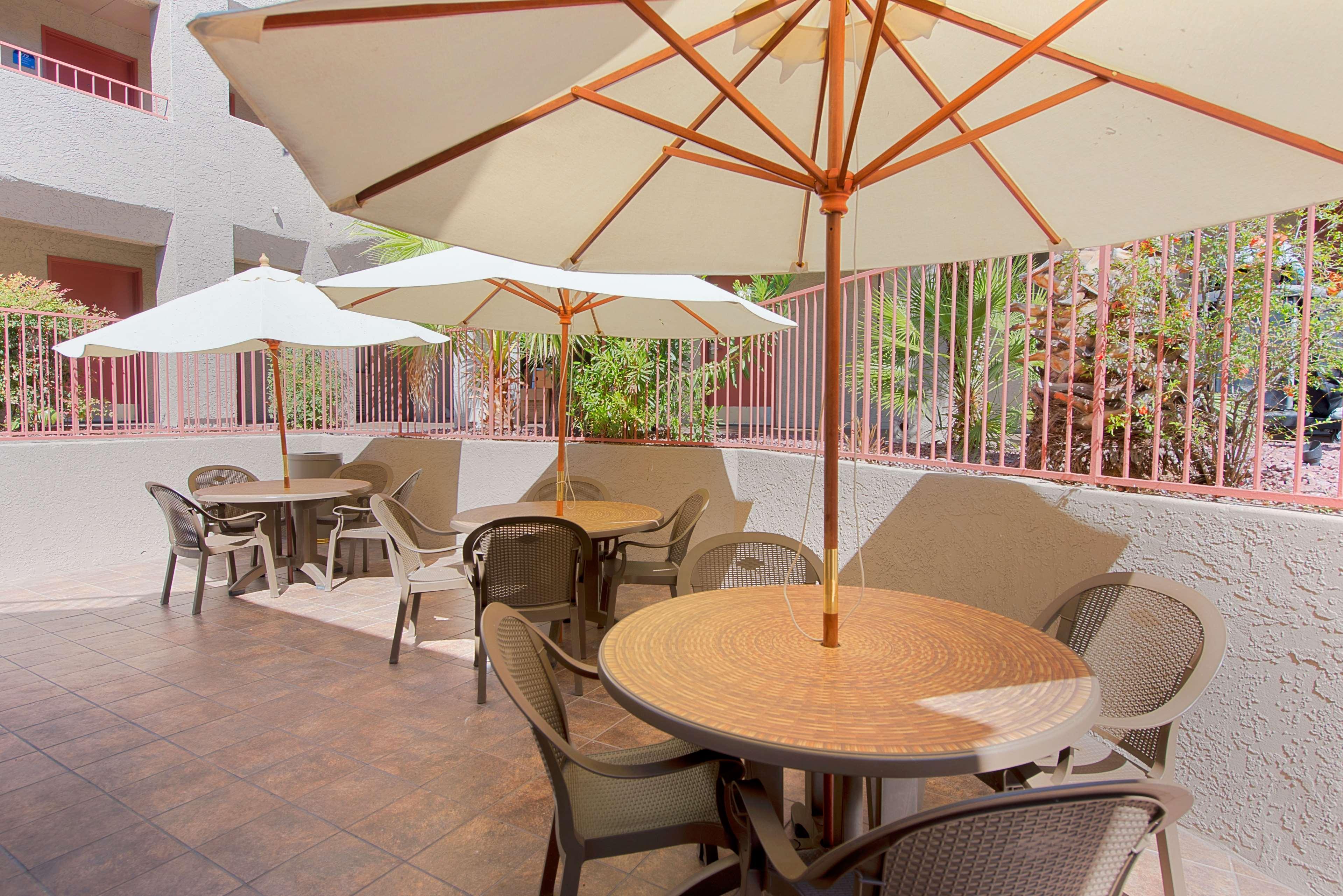 Best Western Innsuites Tucson Foothills Hotel & Suites Esterno foto